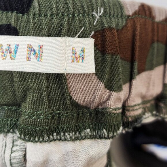 Camo Print Womens Shorts By Tinseltow Size M Elastic Waist Pockets - Picture 9 of 10